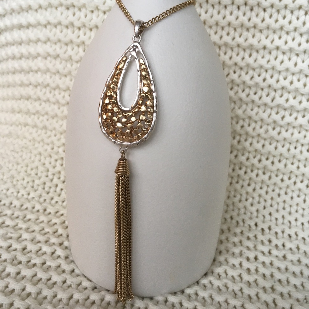 Necklace and Earring Set - Picture 3 of 6